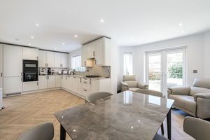 Photo 16- click for photo gallery